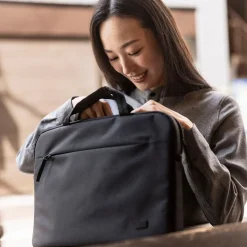 Laptop Briefcases*Case Logic Invigo laptop attaché